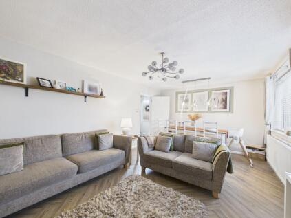 Lawson Avenue, Stanground, PE2
