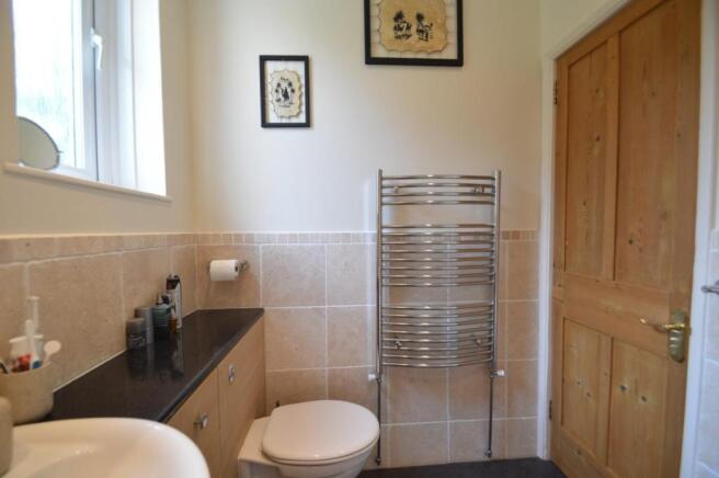 11 - Bathroom.JPG