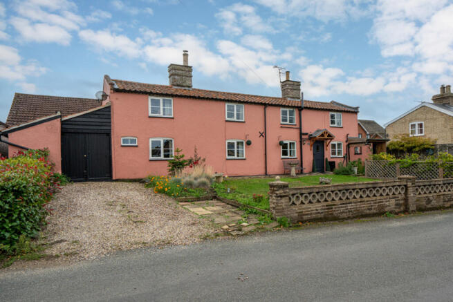 3 Bedroom Detached for Sale