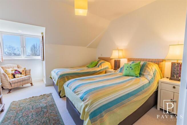 BEDROOM FIVE