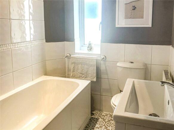 2 bed Semi-Detached for sale Image 9