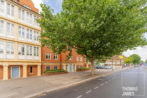 Flat 26, 953 Hurley Court, High Road, North Finchley, London N12 8FA