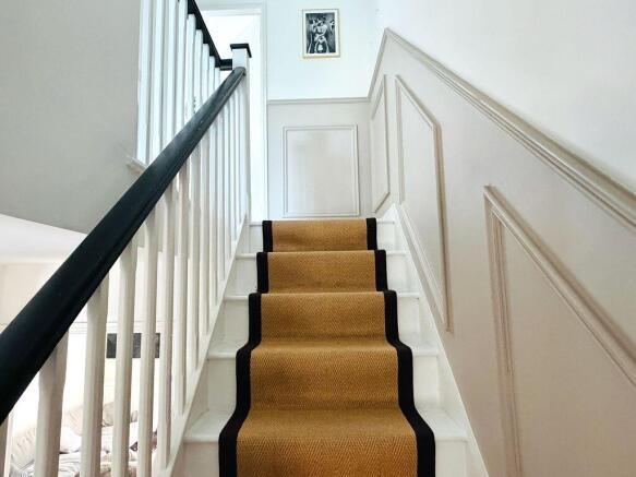 2 bed Terraced for sale Image 9
