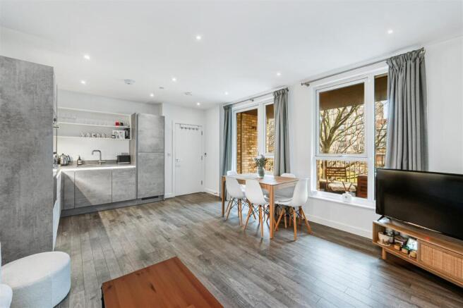 4 Akenside Court-5.jpg