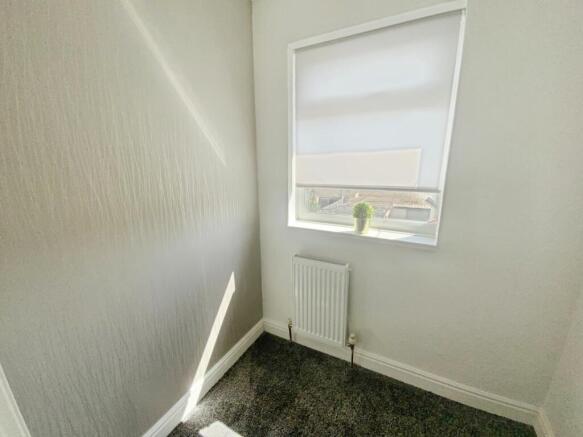 2 bed Terraced for sale Image 6