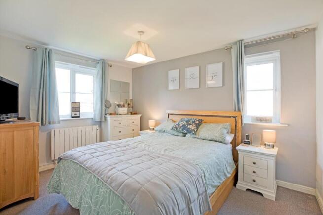 2 bed Apartment for sale Image 6