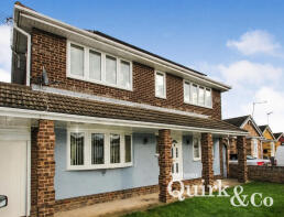 15, Hernen Road, Canvey Island SS8 8BT