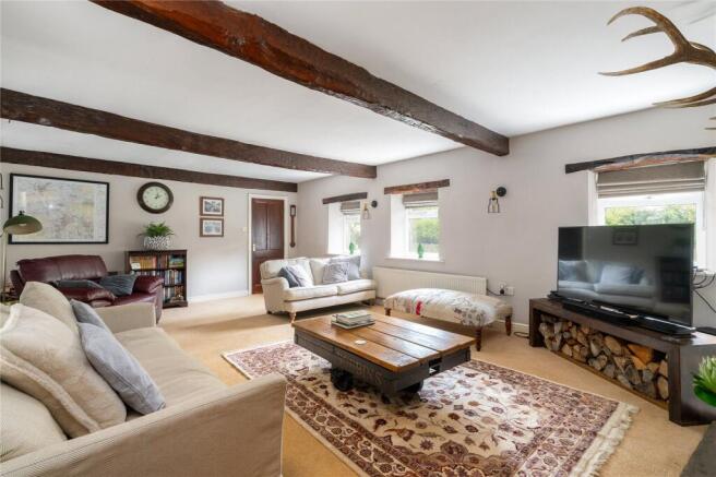 4 bed Detached for sale Image 9