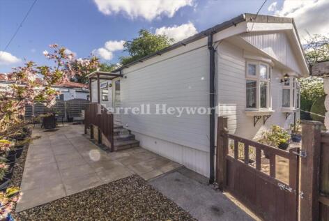 Willow Crescent, Cuerden Residential Park, Leyland