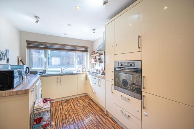 Brackenbury, Andover, SP10 photo 2