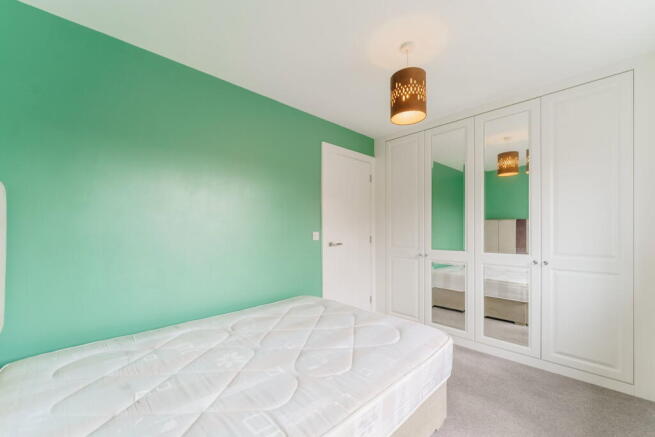 2 bed Terraced for sale Image 12