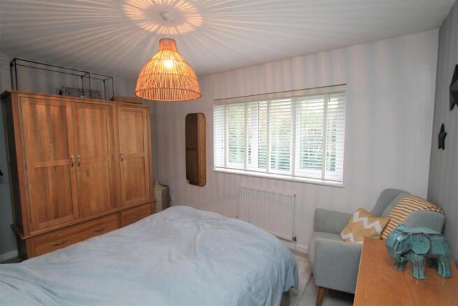 Master Bedroom.JPG