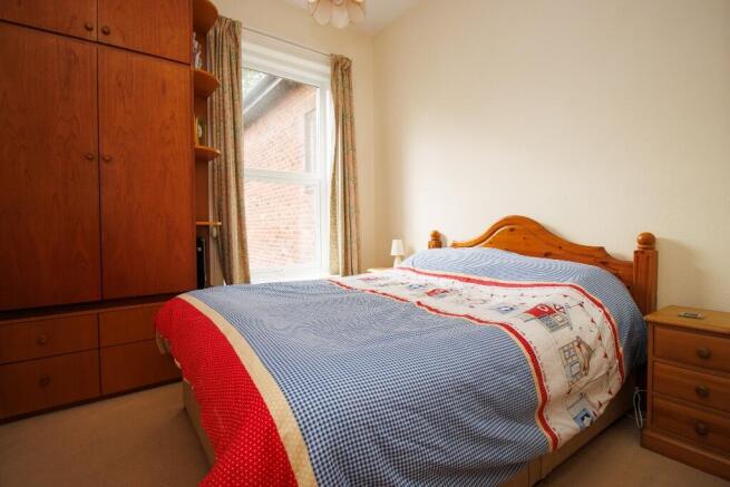 2 bed Apartment for sale Image 8