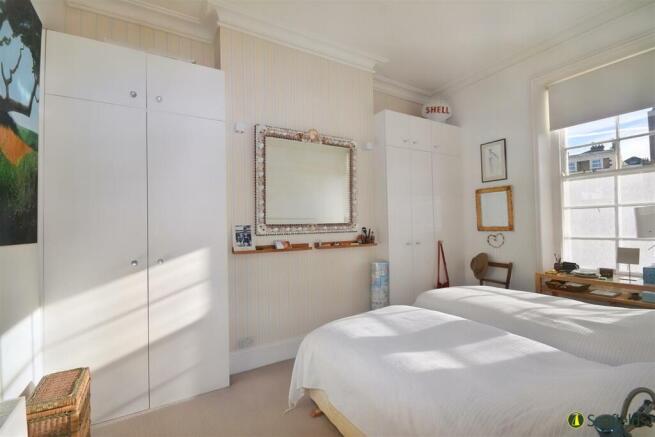Bedroom.jpg