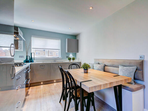 Glen Loan Park, Glasgow Road, Dennyloanhead, Stirlingshire, FK4 1QY photo 4