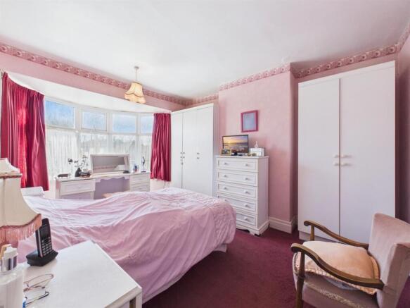 3 bed Semi-Detached for sale Image 12