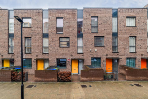 Peartree Way, London, SE10