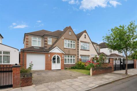 Manston Avenue, Norwood Green