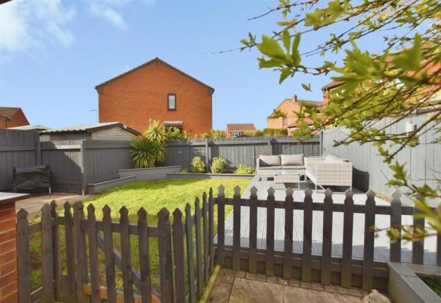 9406bcfd-garden 20a.JPG