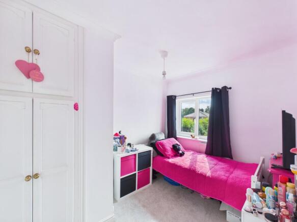 3 bed Semi-Detached for sale Image 9