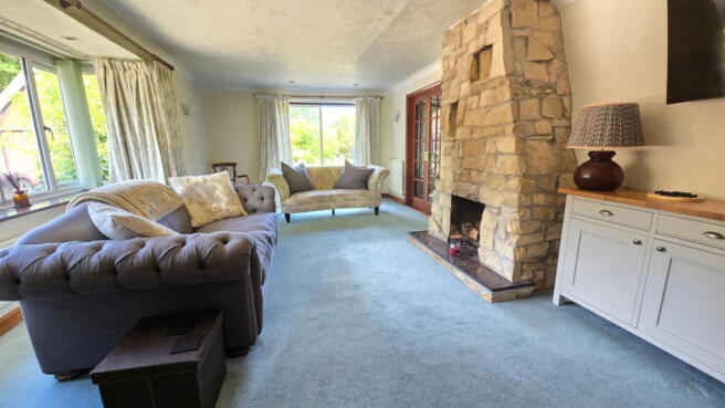 Priors Court Road, Hermitage, Thatcham, RG18 9TG photo 5