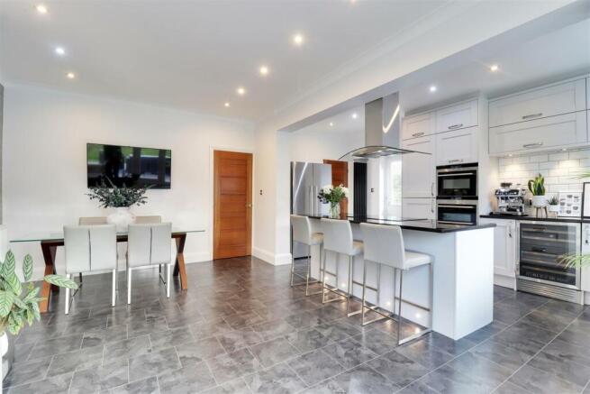 LIVING DINING KITCHEN