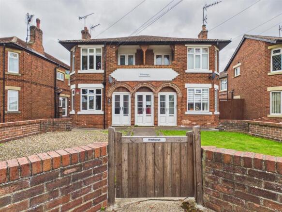 2 bed Flat for sale in bridlington