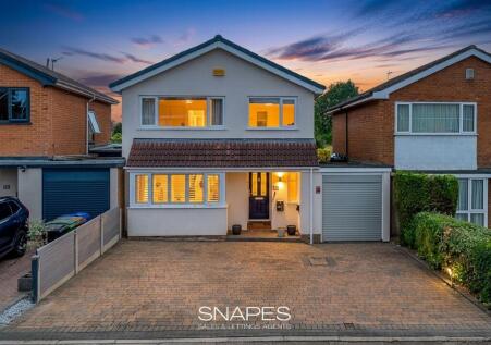 Delfur Road, Bramhall, SK7