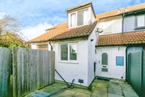 7, Westbourne Court, Westbourne Place, Porthcawl CF36 3HN
