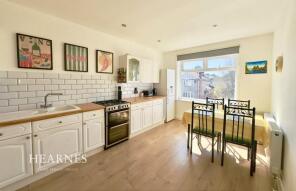 19, Strouden Avenue, Bournemouth BH8 9HT