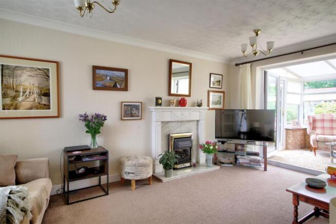 Sitting Room 2.jpg