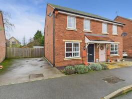 72, Fallowfields, Northampton NN6 7GA
