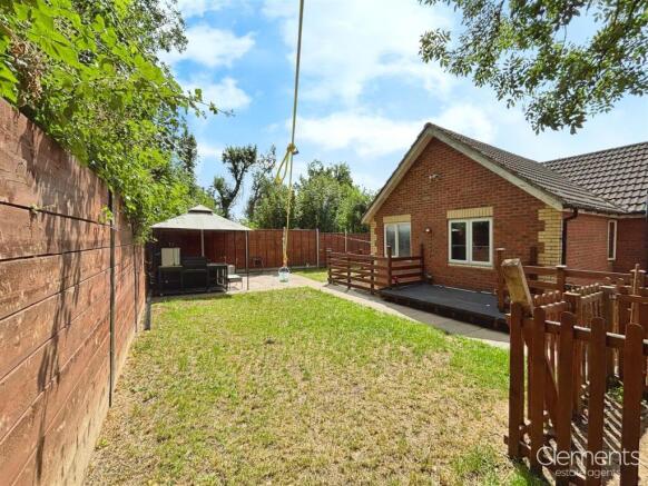 08efbb70-Photo 206-27-25 2C 2014 2009 2050.jpg