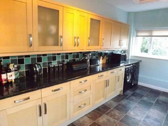 Kitchen/Breakfast Ro