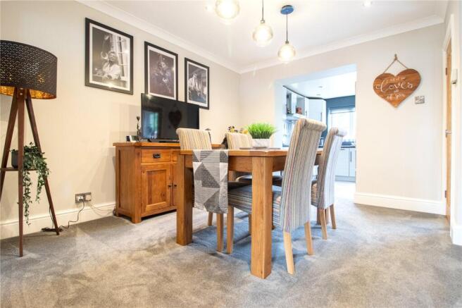3 bed Terraced for sale Image 5