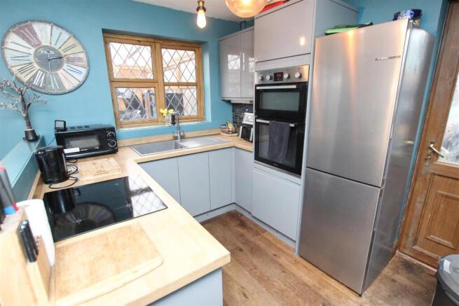 3 bed House for sale Image 7