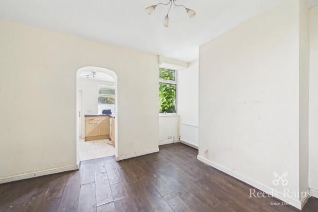 2 bed Semi-Detached for sale Image 5
