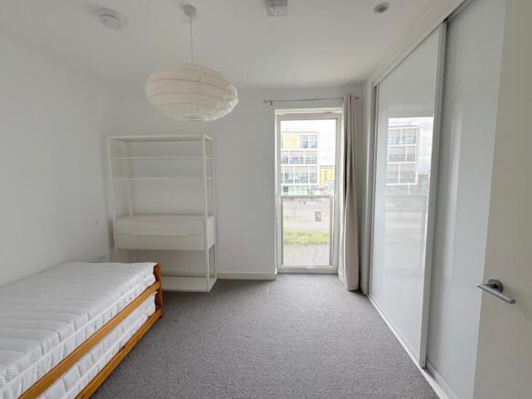 2nd bedroom 2