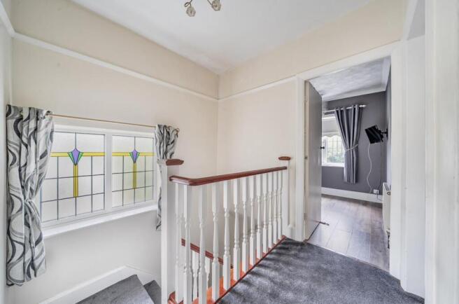 4 bed Semi-Detached for sale Image 11