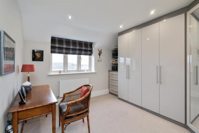 6 Hall Farm Court_088.jpg