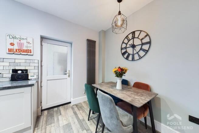KITCHEN-DINER
