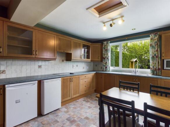 Kitchen angle.jpg