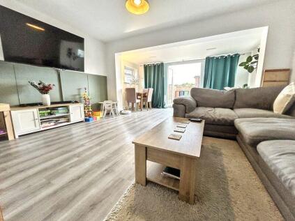 Jasmine Gardens, Bradwell,