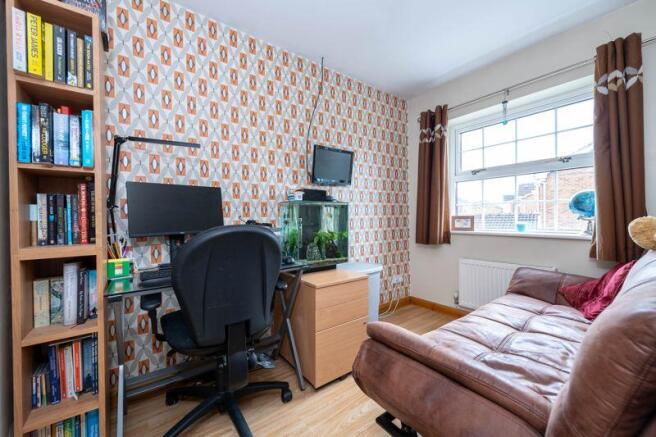 Bedroom 4/office
