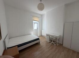 22, Ruthin Gardens, Cathays, Cardiff CF24 4AU