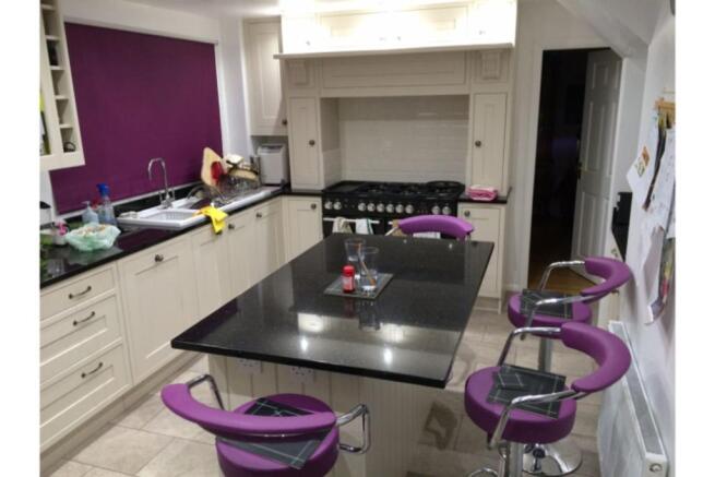 Kitchen/Breakfast