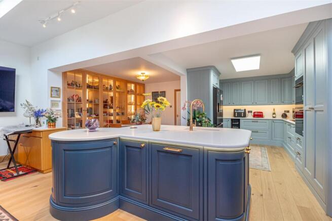 Kitchen-7.jpg