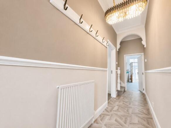 4 bed Terraced to rent Image 4