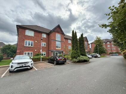 Waterside, Sale, M33