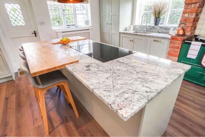 Kitchen/Breakfast